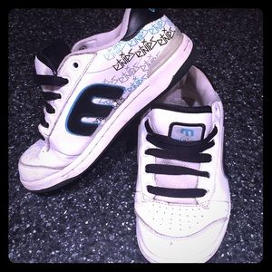 👍🎉Etnies - Turquoise & Black, very gently Worn