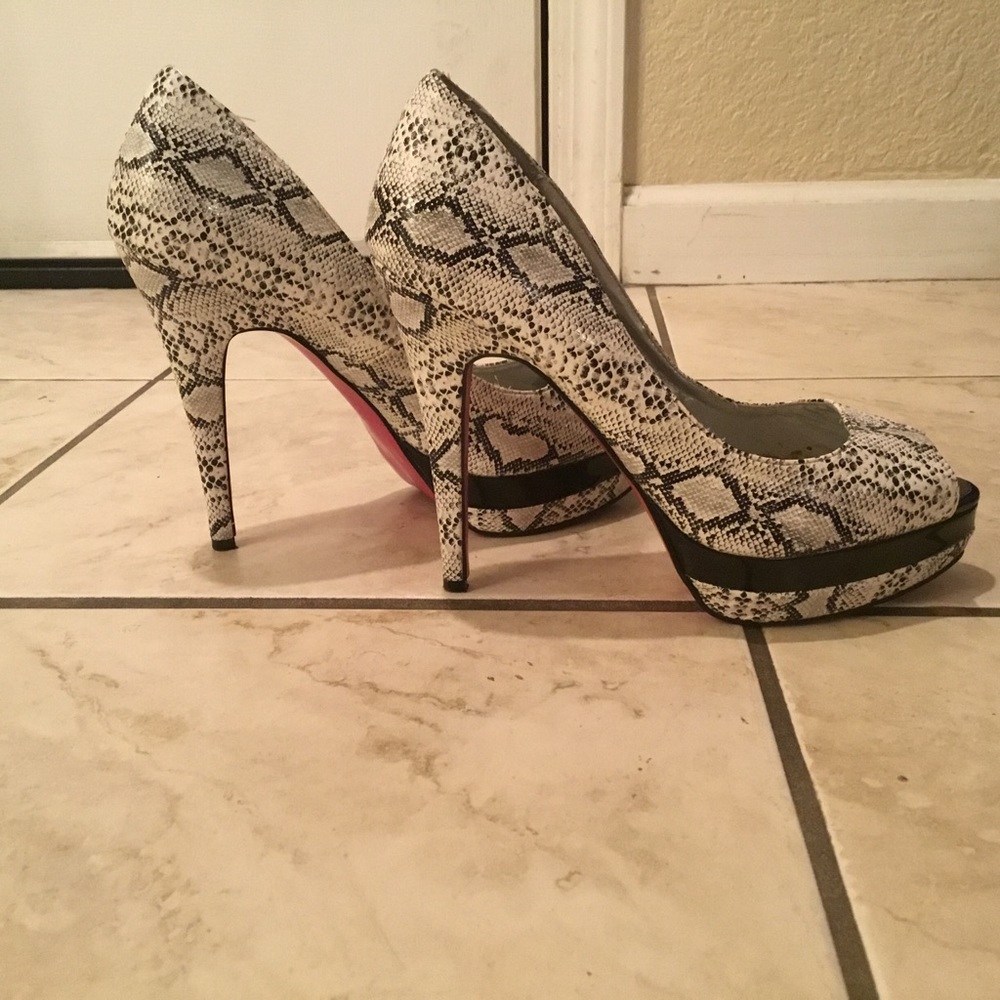 Signature Sole Snakeskin Shoes by Shoe Dazzle