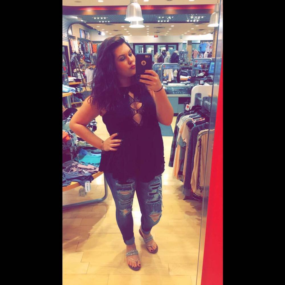 Meet your Posher, Breanne