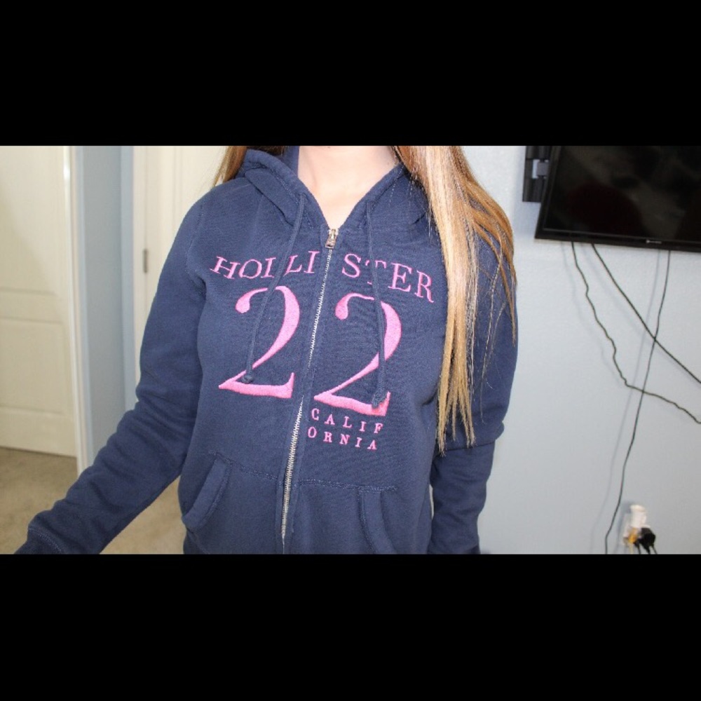 Hollister hoodie
