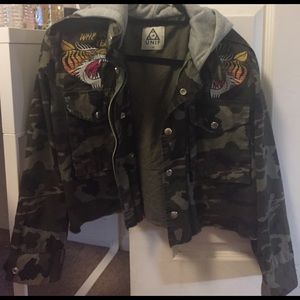 NWOT UNIF Camo Tiger Hooded Jacket