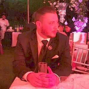 Meet your Posher, Leonel