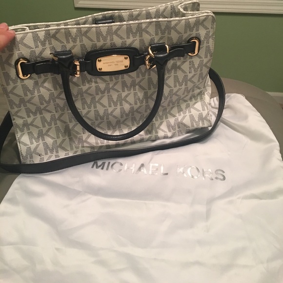 Michael Kors Handbags - Michael Kors purse blue and white