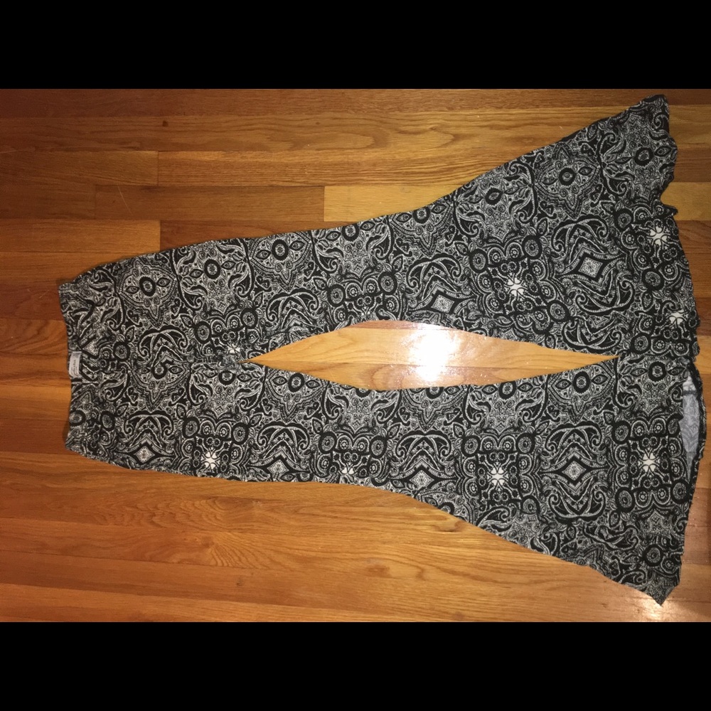 Abercrombie and Fitch flare fabric pants