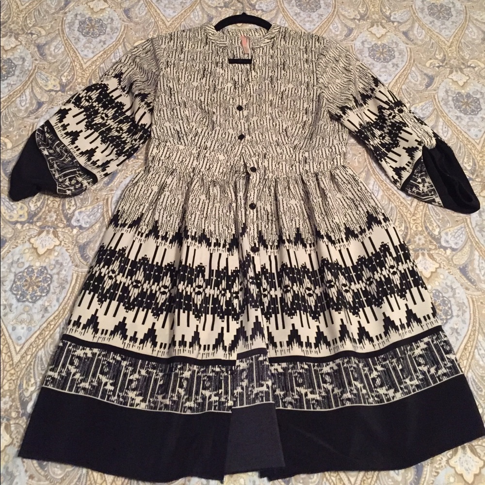 Francesca’s Poema Patterned Dress