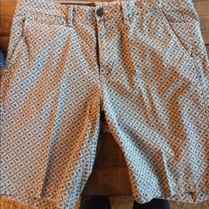A/X Shorts:))) Grey with darker print