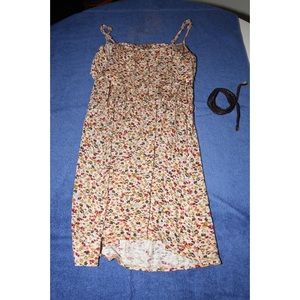 Super cute dress with rope tie!
