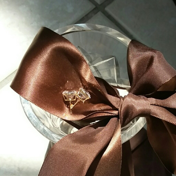 ♦️HP!(6CT~3CT/ea;)♦ GORGEOUS STUDS IN PLAT or GOLD - Picture 5 of 5