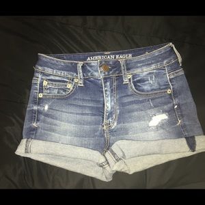 American Eagle Hi- rise shortie