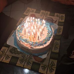 Meet your Posher, Delmy