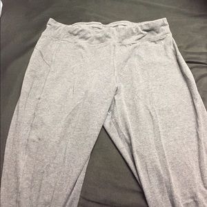 Grey leggings (fitted)