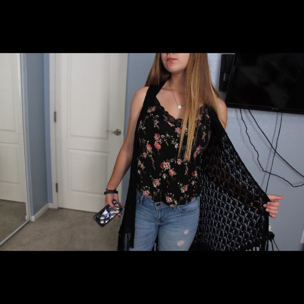 Crotched vest