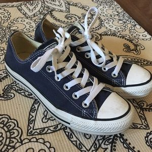 Converse dark blue