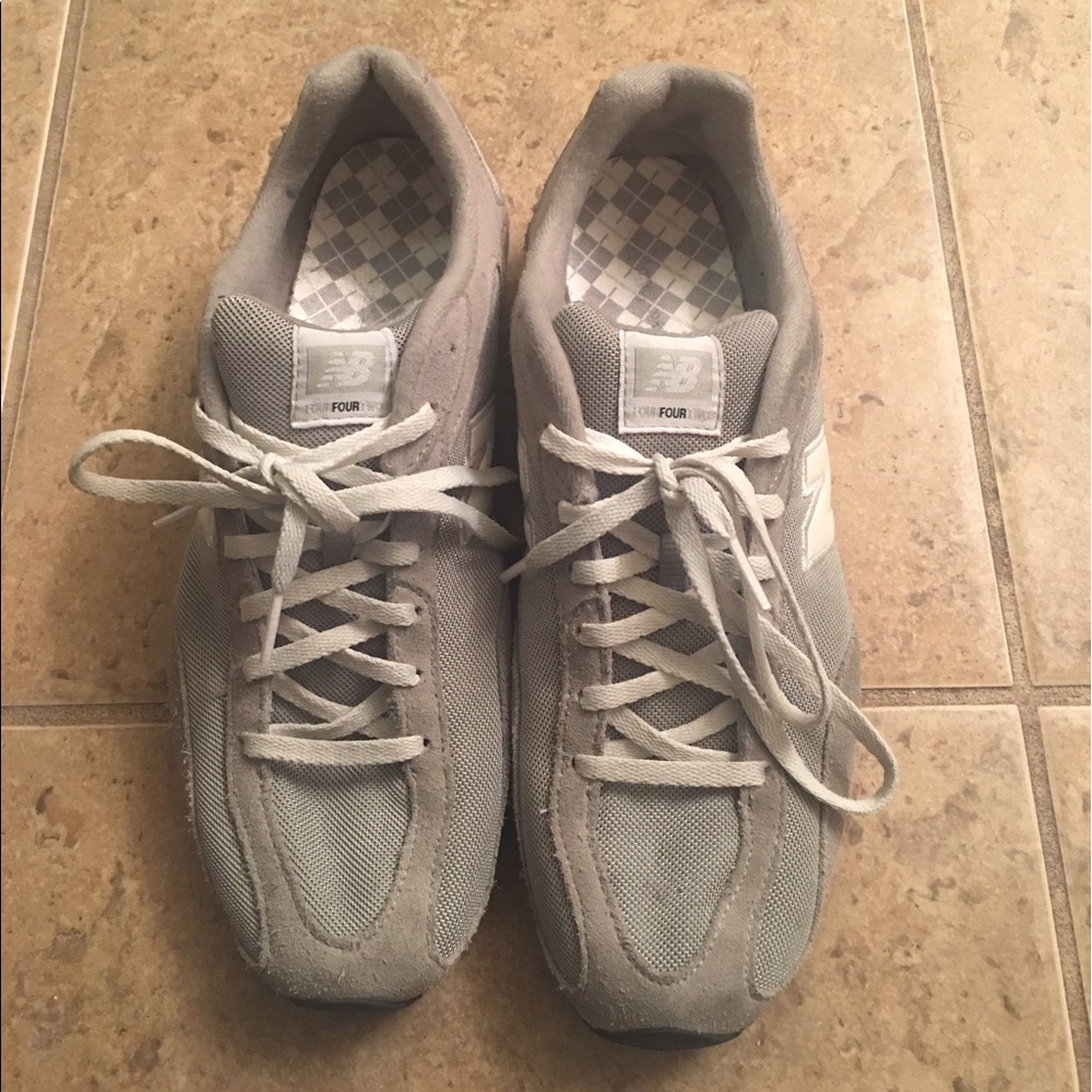 New Balance Tennis Shoes