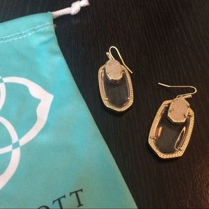 New, Kendra Scott 'EMMY' Earrings.