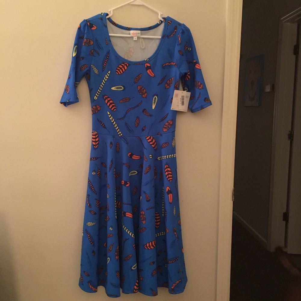 LulaRoe Nicole Small dress