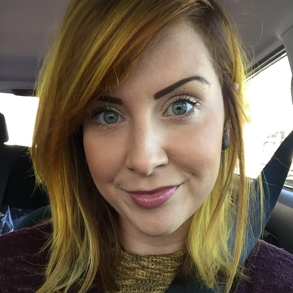 Meet your Posher, Shannon - Picture 1 of 1