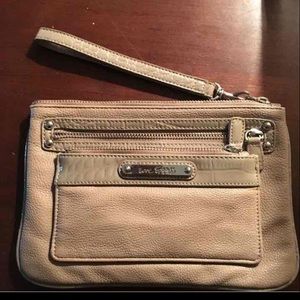 Express clutch with wrist strap
