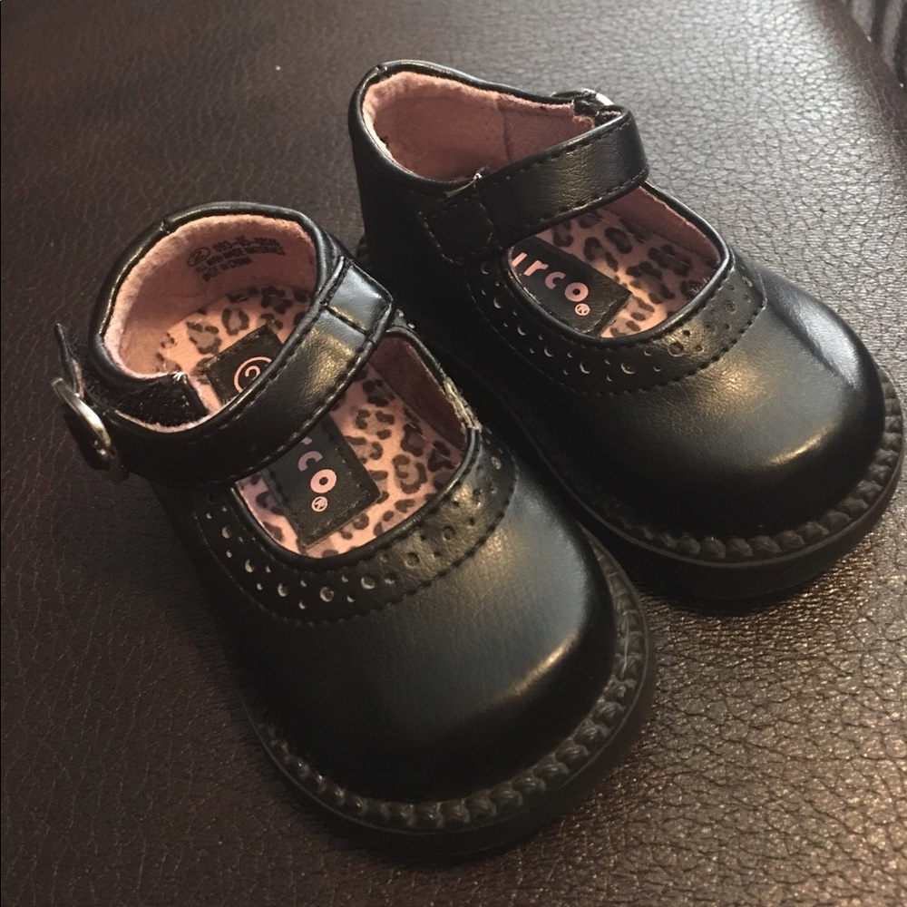 Size 2 toddler/baby shoes