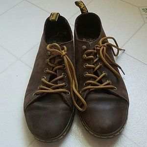 Brown SAMIRA Dr. Martens