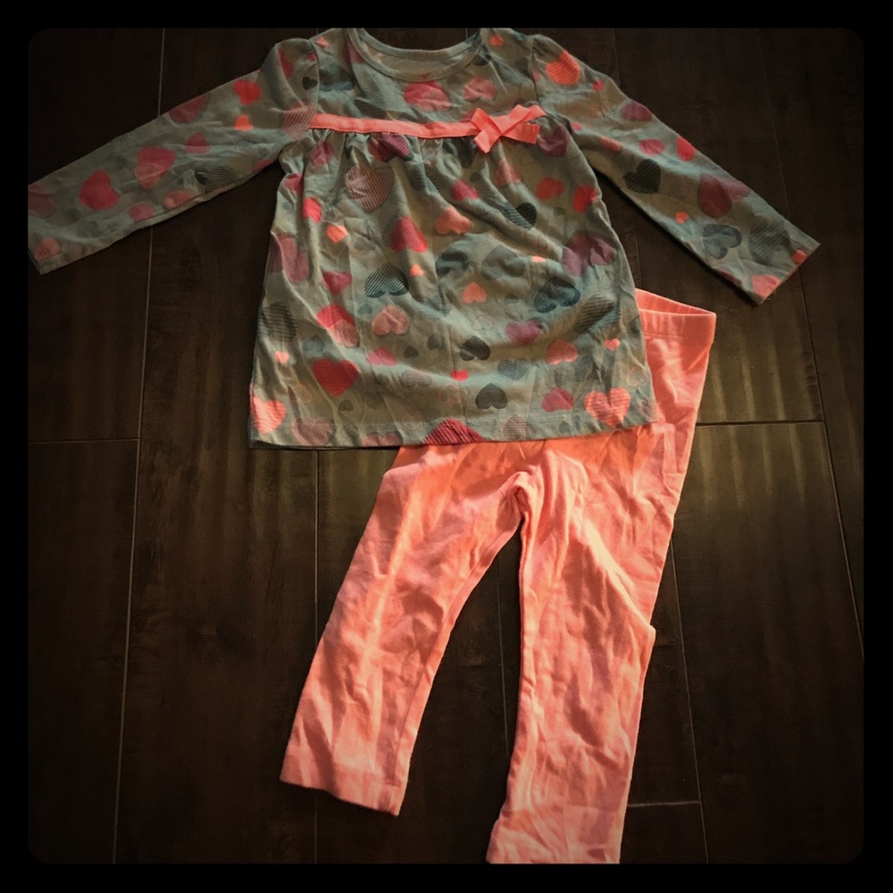 NWOT Shirt & Leggings Outfit