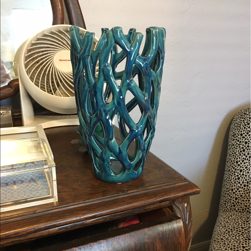 Pretty blue vase