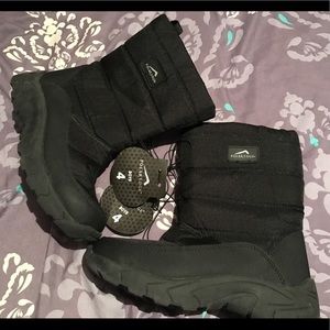 Boys snow boots