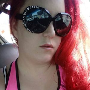 Meet your Posher, Stacy