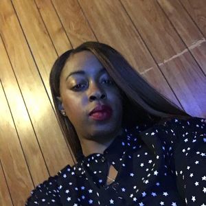 Meet your Posher, Danelle