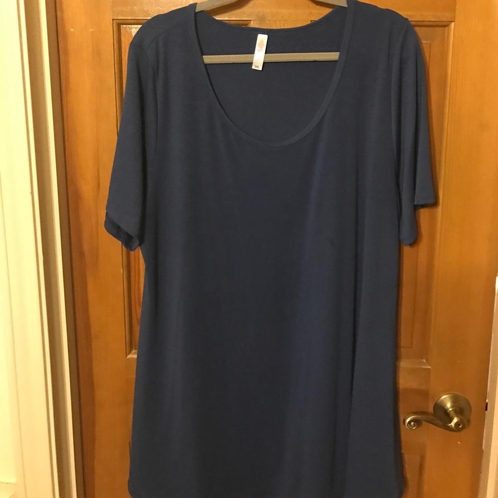 Beautiful 3x perfect t!