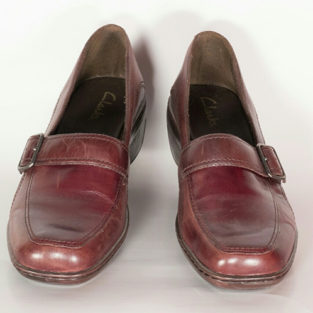 Clarks Brown Size 8M Clogs