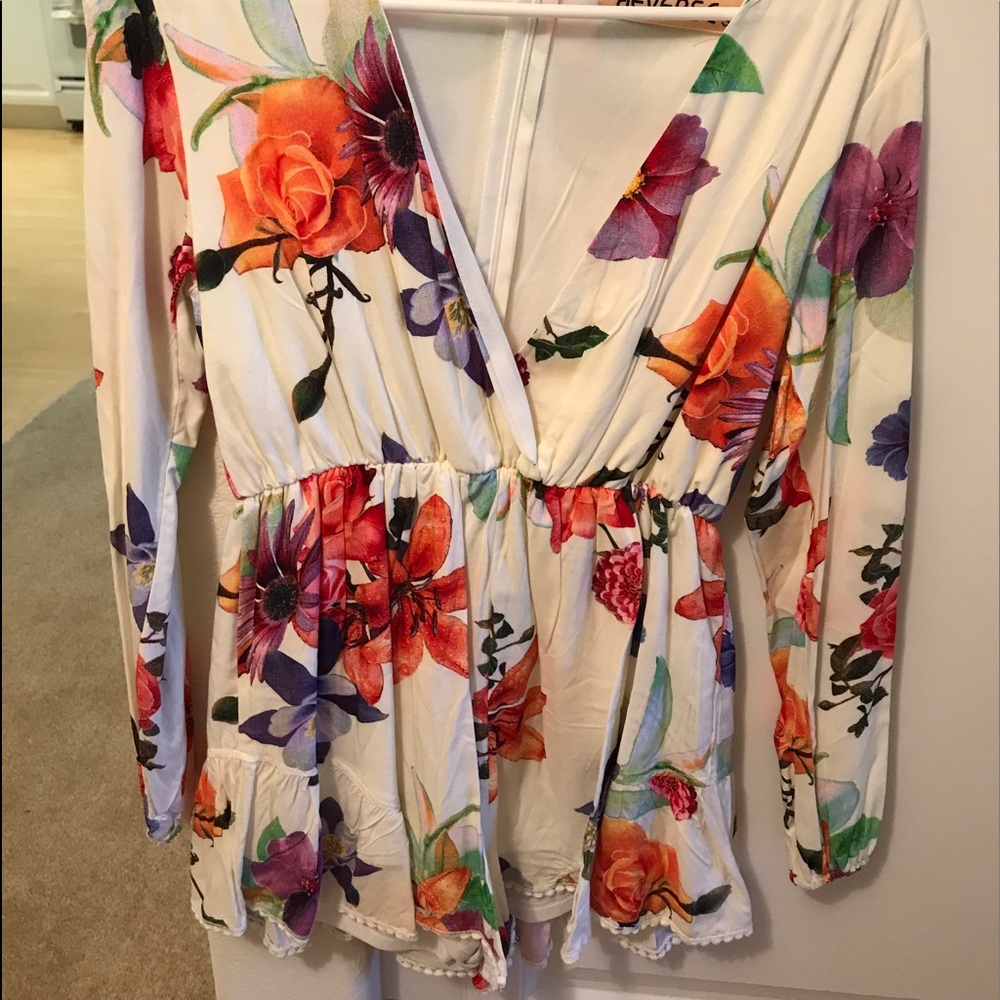 Reverse Floral Print V-Neck Long Sleeve Romper