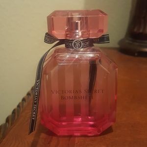 Victoria's Secret bombshell perfume