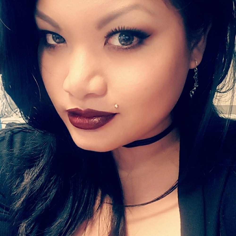 Meet your Posher, Nessa