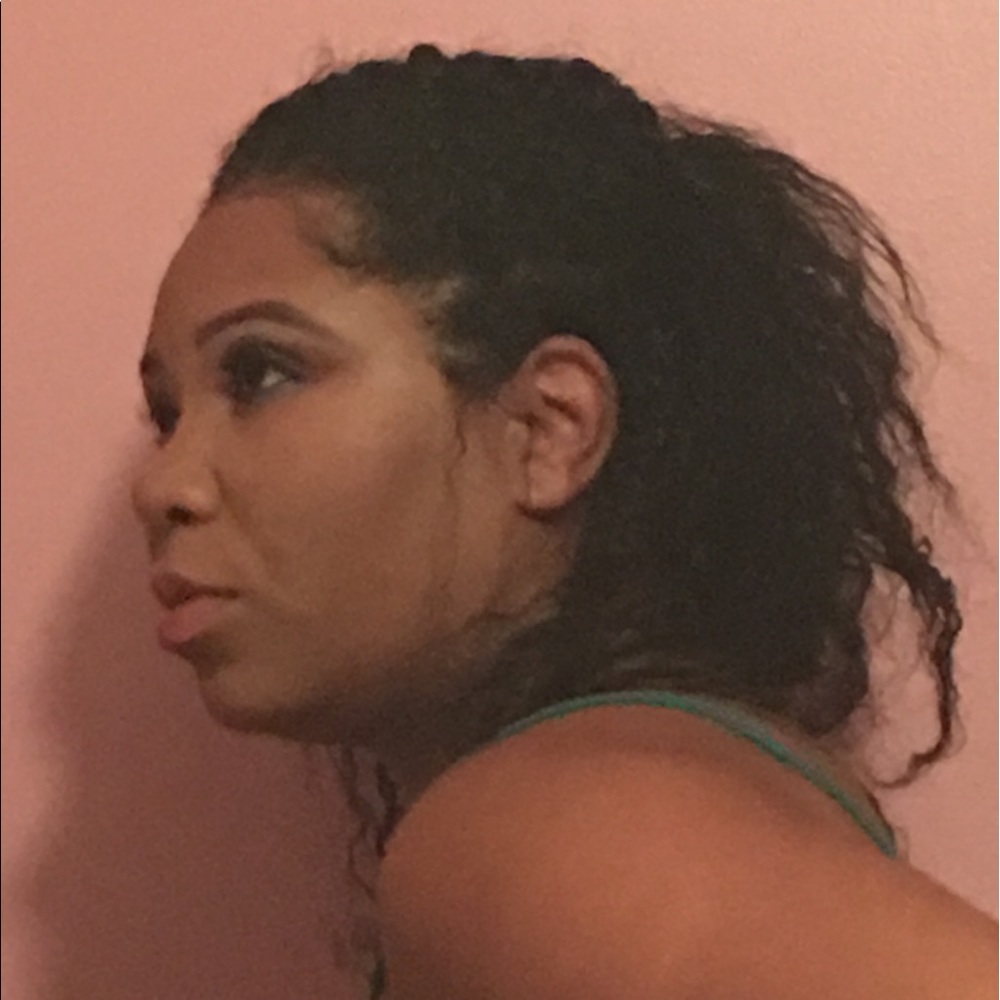 Meet your Posher, Chantelle