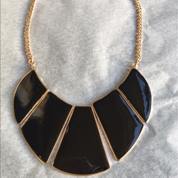 Gold necklace with Black Enamel - Picture 1 of 1