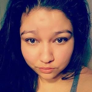 Meet your Posher, Elissa