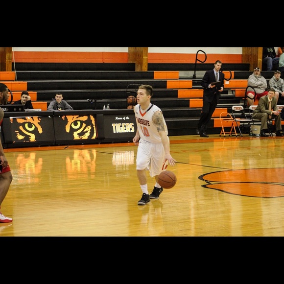 Meet your Posher, Braxton - Picture 1 of 1