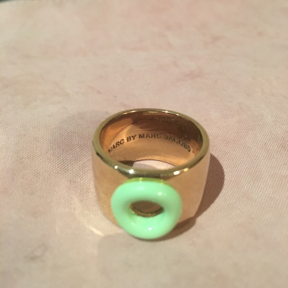 Marc Jacobs enamel mint ring