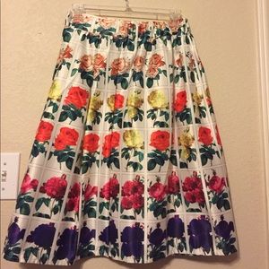 Colorful vintage style skirt.