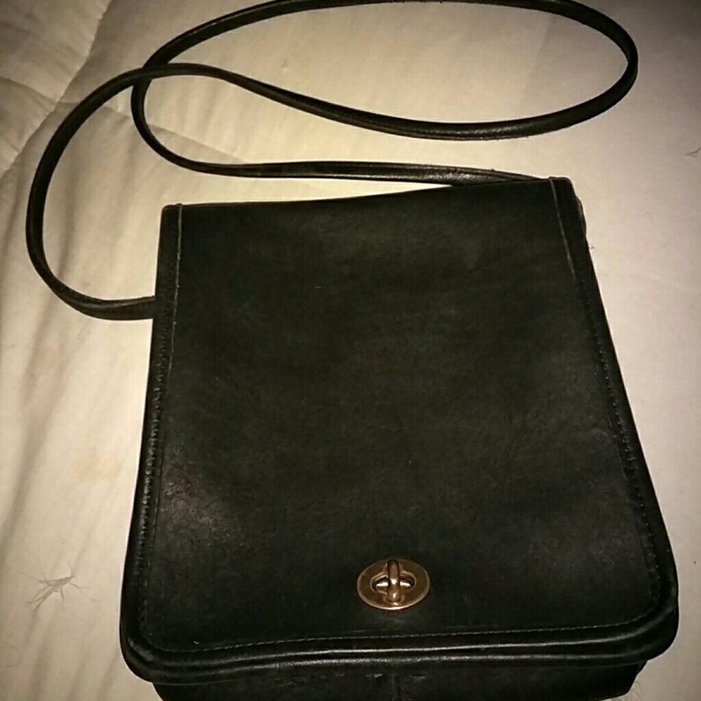 Rare Black VINTAGE COACH CROSS BODY