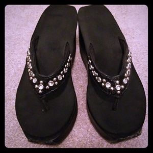 Black wedge sandal
