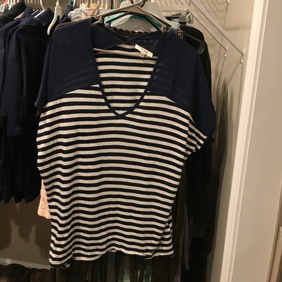 Navy Umgee striped, sheer, and V neck tee - Picture 1 of 2