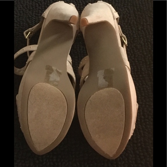 Strappy heels - Picture 4 of 6