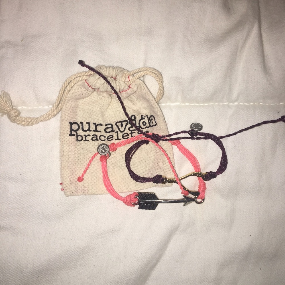 ARROW ONLY pura vida bracelet