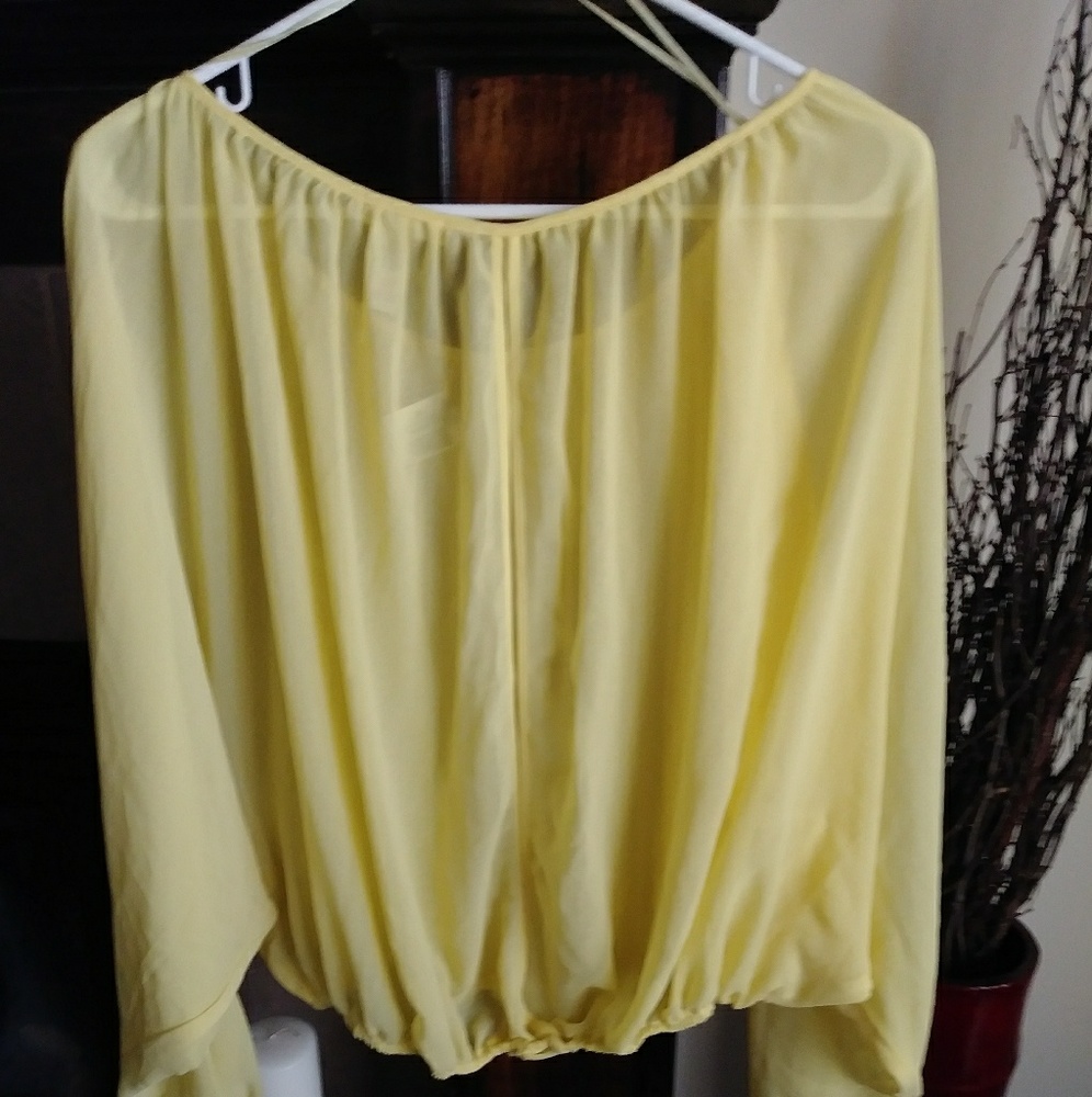 Crop top