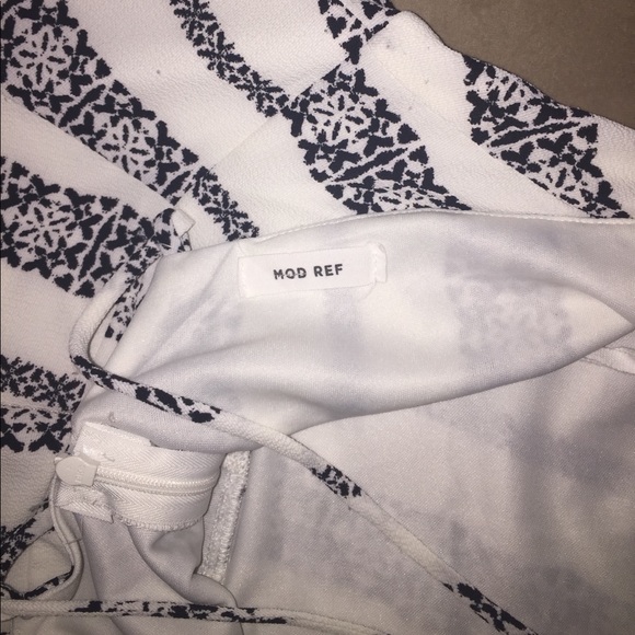 urban outfitters romper - Picture 3 of 3