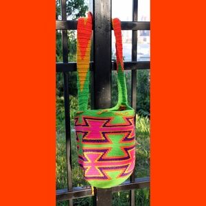 Shoulder bag hand-woven in Colombia (Boho style)