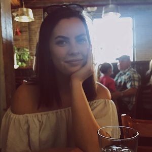 Meet your Posher, Gabrielle