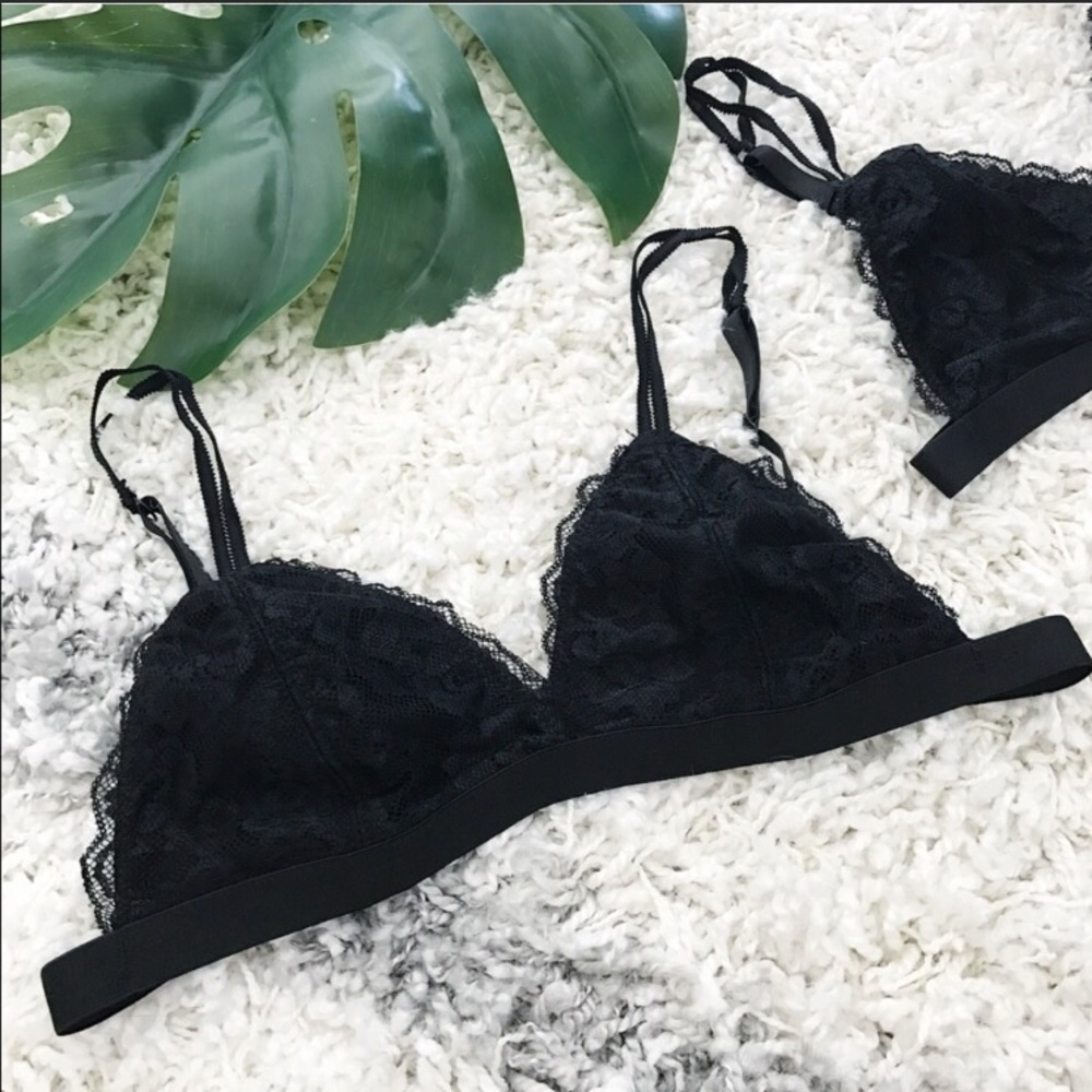 ✨ HP! ✨ Lace Bralette In Black